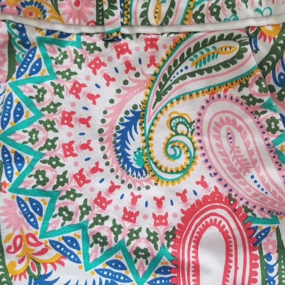 Shorts - Picture 5 of 6